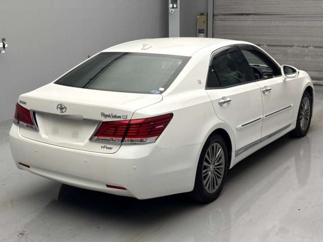 TOYOTA CROWN 2013