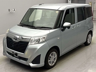 TOYOTA ROOMY 2017