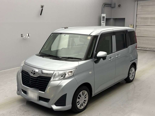 TOYOTA ROOMY 2018