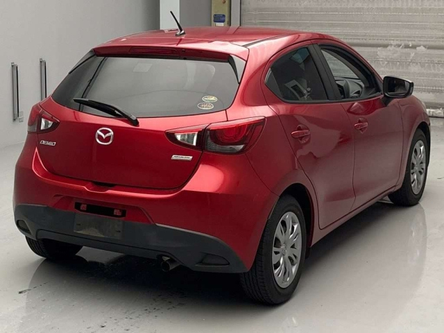 MAZDA DEMIO 2015