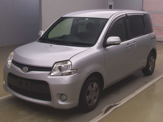TOYOTA SIENTA 2014