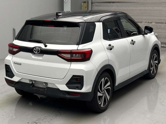 TOYOTA RAIZE 2021