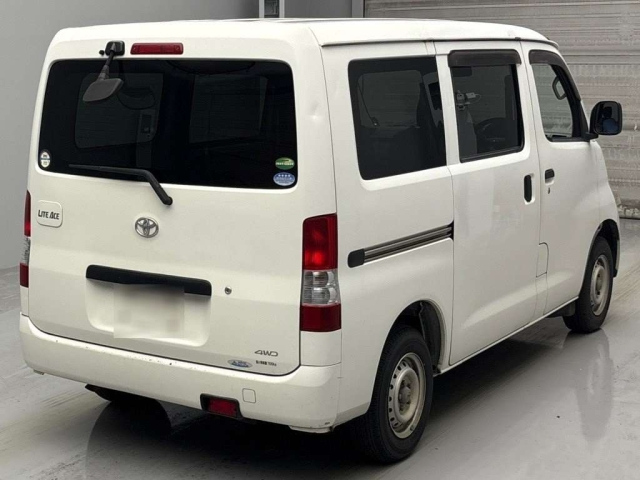 TOYOTA LITE ACE VAN 2017