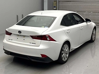 LEXUS IS 2013