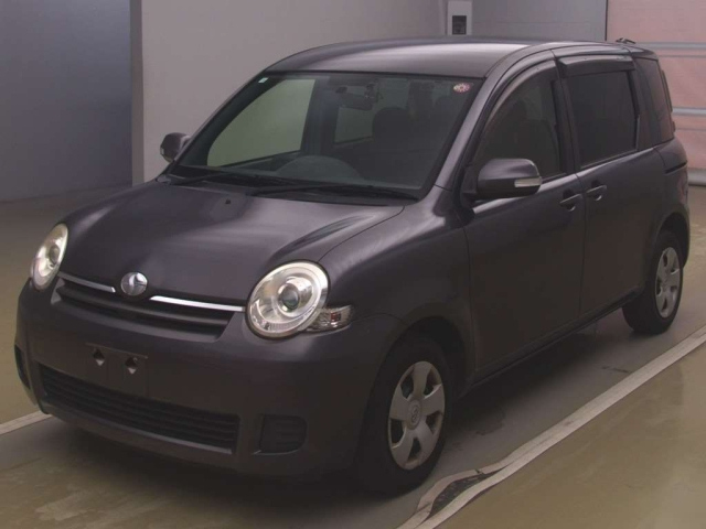 TOYOTA SIENTA 2014