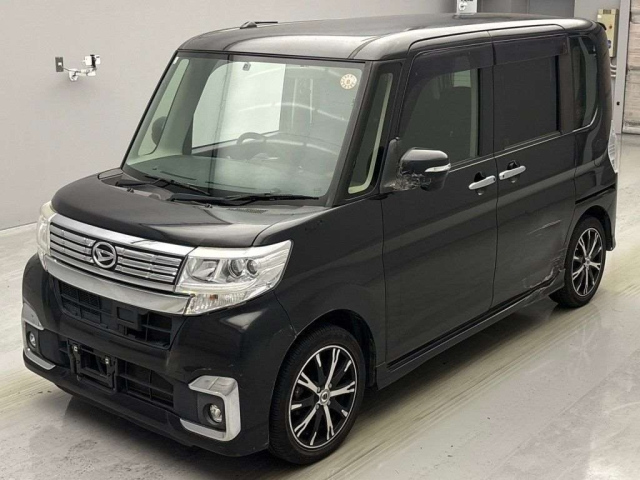 DAIHATSU TANTO 2016