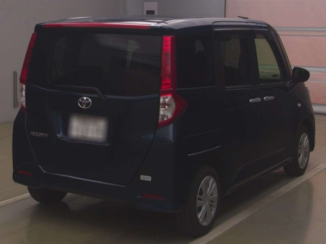 TOYOTA ROOMY 2023