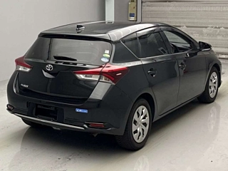TOYOTA AURIS 2017