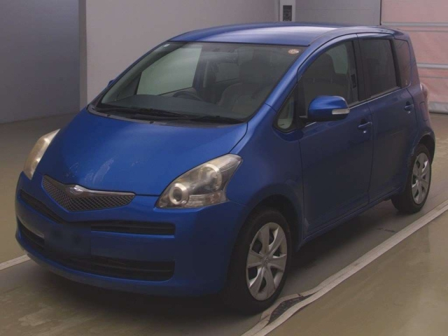 TOYOTA RACTIS 2010