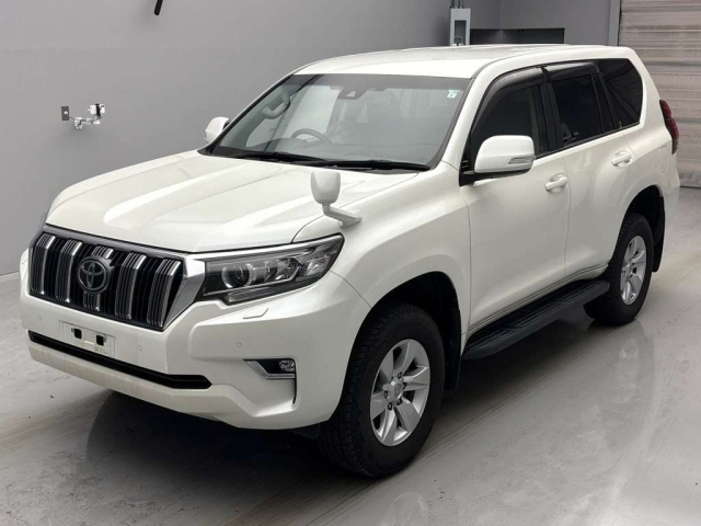 TOYOTA LAND CRUISER PRADO 2021