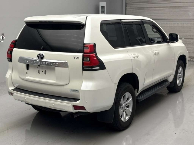 TOYOTA LAND CRUISER PRADO 2021