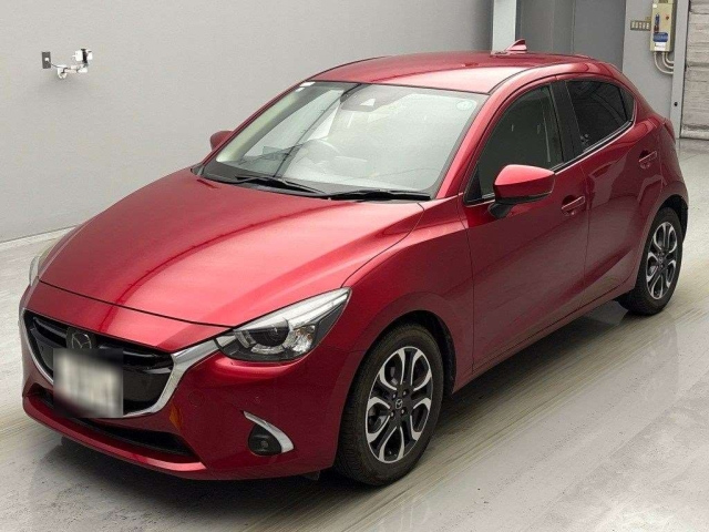 MAZDA DEMIO 2017