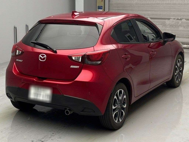 MAZDA DEMIO 2017