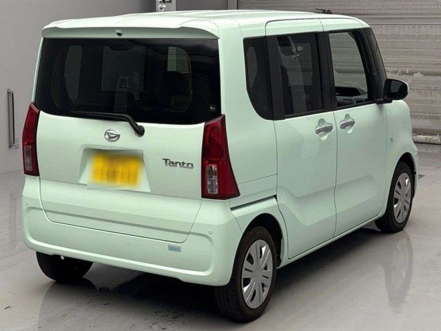 DAIHATSU TANTO 2021