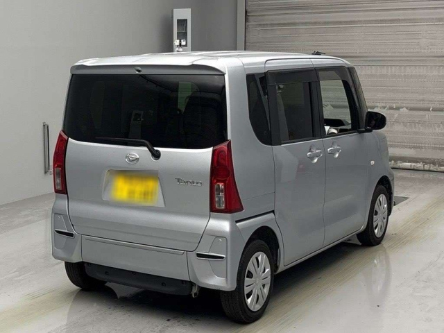 DAIHATSU TANTO 2023