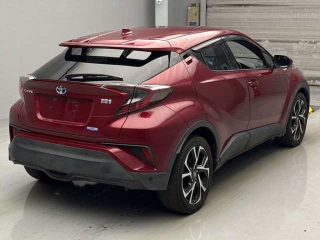 TOYOTA C-HR 2017
