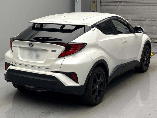 TOYOTA C-HR 2021