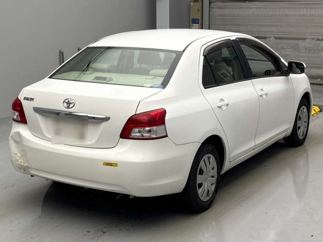 TOYOTA BELTA 2009