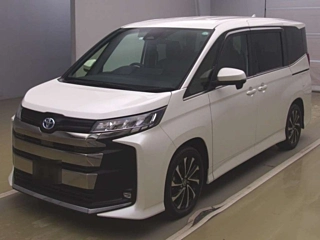 TOYOTA NOAH 2023