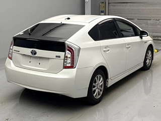 TOYOTA PRIUS 2012