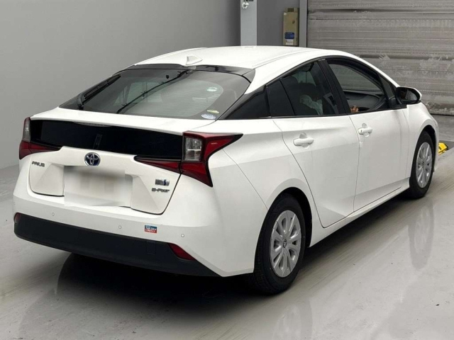 TOYOTA PRIUS 2020