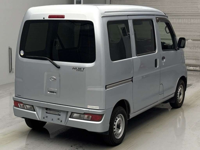 DAIHATSU HIJET VAN 2021