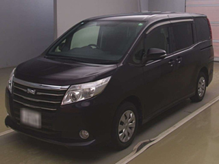 TOYOTA NOAH 2015