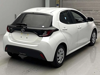 TOYOTA YARIS 2025