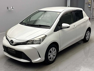 TOYOTA VITZ 2014