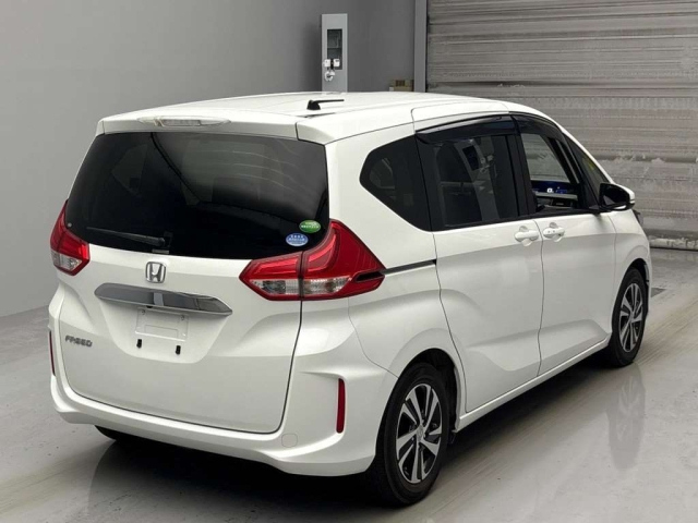 HONDA FREED 2016