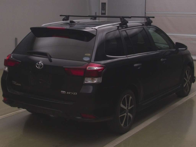 TOYOTA COROLLA FIELDER 2019