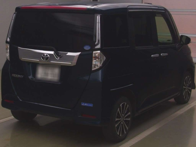 TOYOTA ROOMY 2021