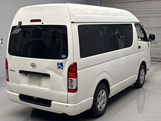 TOYOTA HIACE VAN 2019