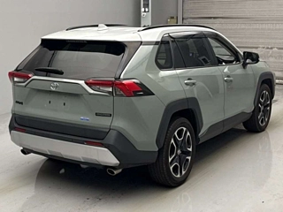 TOYOTA RAV4 2019