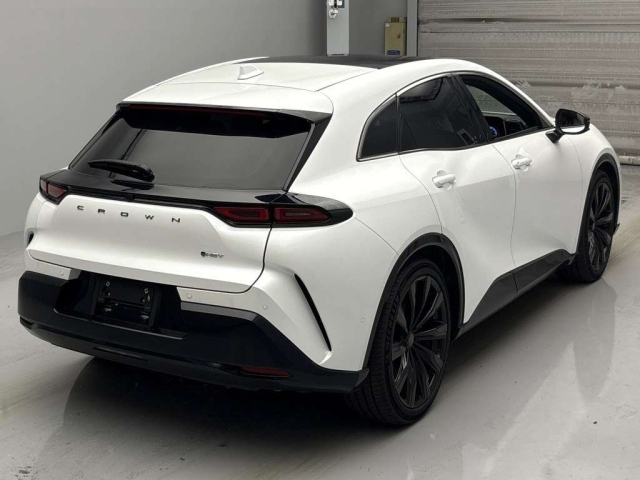 TOYOTA CROWN SPORT 2024