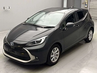 TOYOTA AQUA 2022