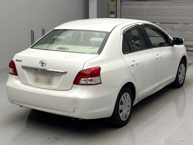 TOYOTA BELTA 2009