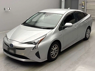 TOYOTA PRIUS 2018