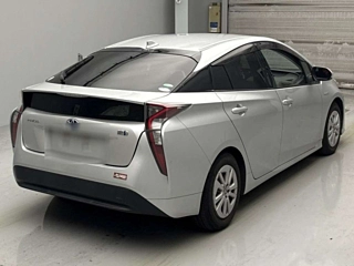TOYOTA PRIUS 2018