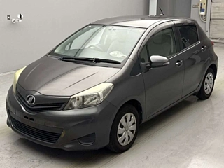 TOYOTA VITZ 2011