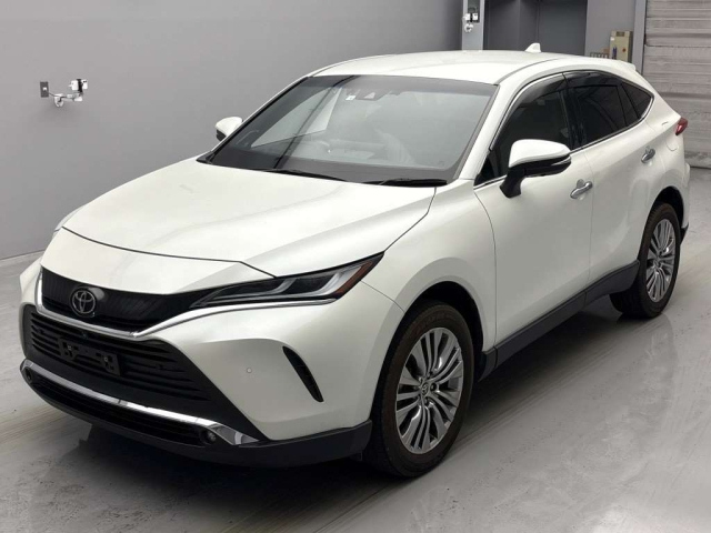 TOYOTA HARRIER 2022