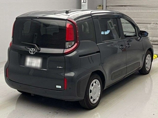 TOYOTA SIENTA 2024