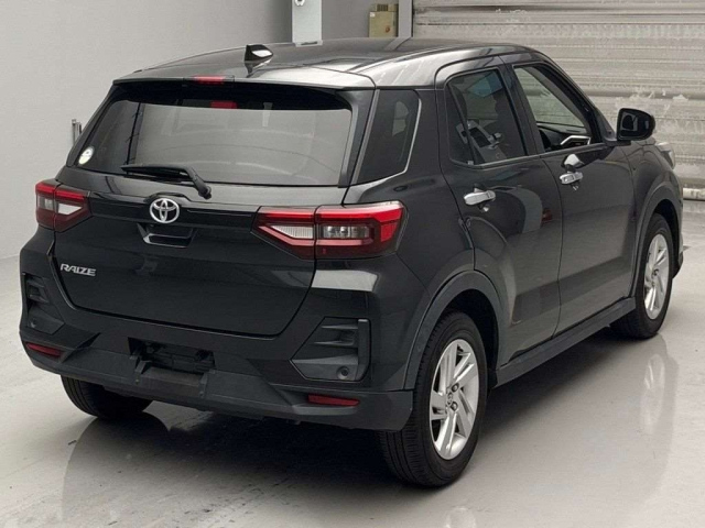 TOYOTA RAIZE 2022