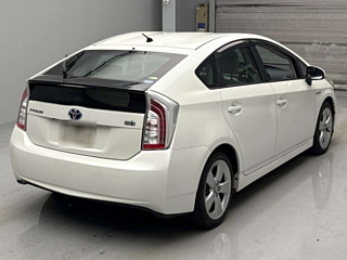 TOYOTA PRIUS 2012