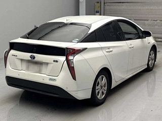 TOYOTA PRIUS 2018