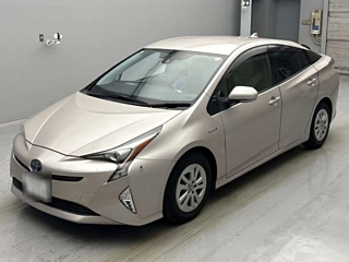 TOYOTA PRIUS 2016