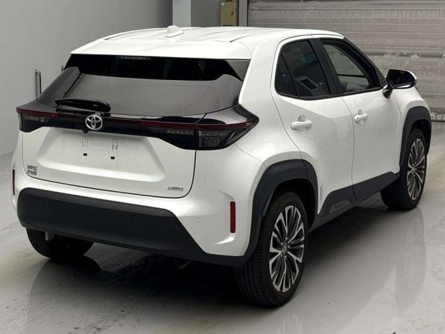 TOYOTA YARIS CROSS 2023