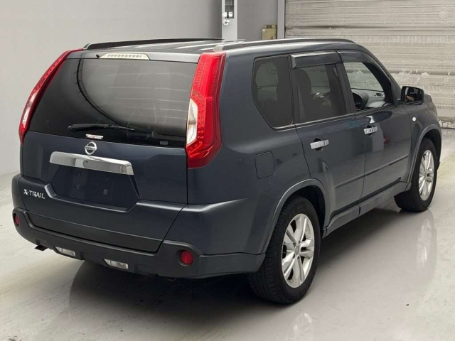 NISSAN X-TRAIL 2013
