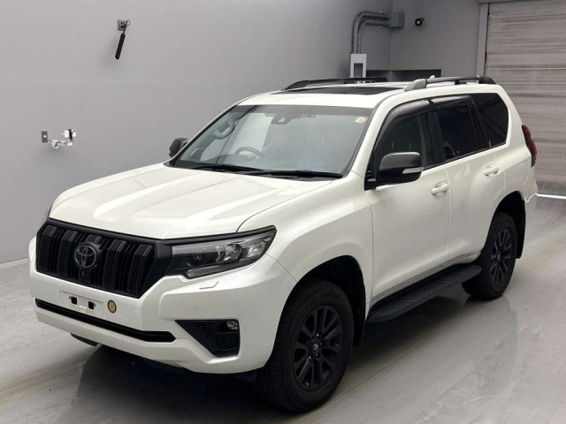 TOYOTA LAND CRUISER PRADO 2023