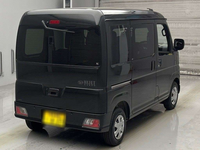 DAIHATSU HIJET VAN 2024